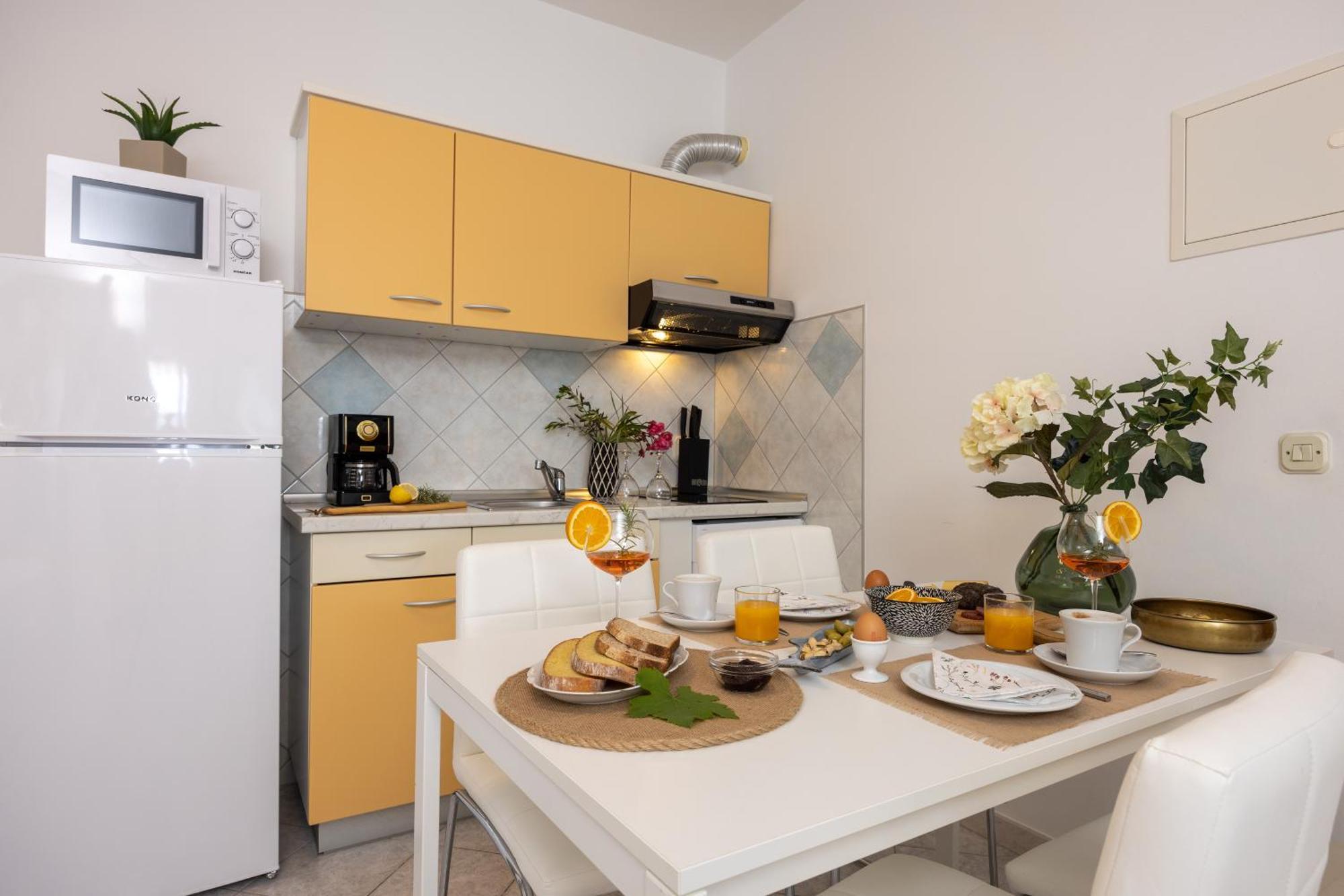 Apartments Stomarica Brela Room photo